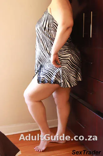 Heidie, escort in Sunward Park